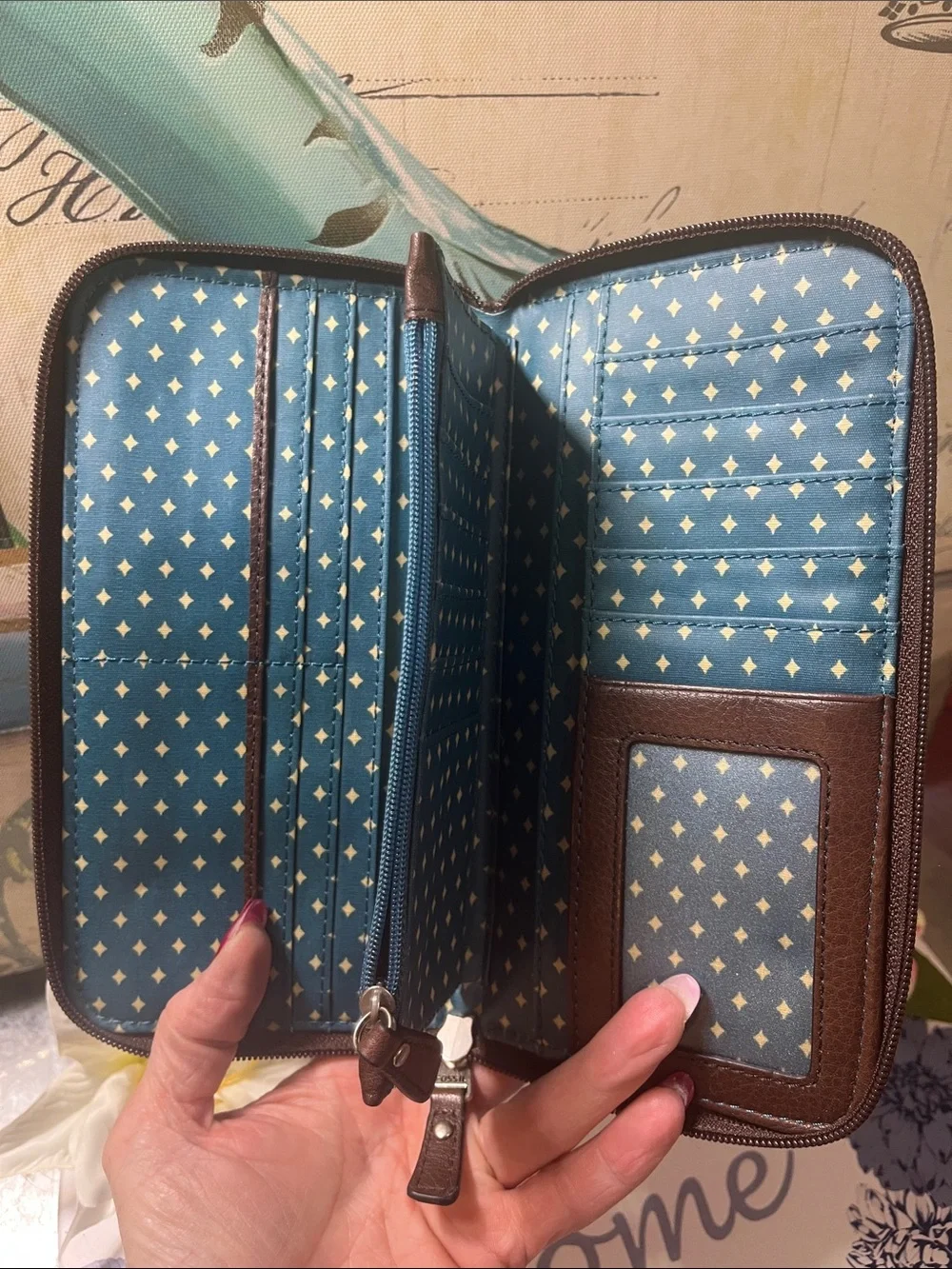 Fossil Brown Floral Pattern Zip Wallet with Multicolor Accents